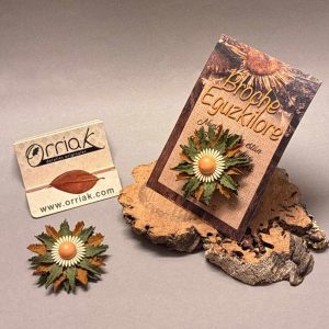 Broche eguzki fieltro verde